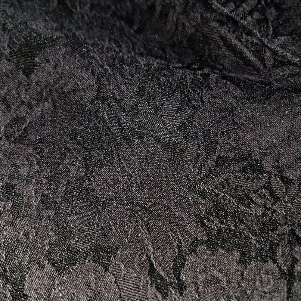 Vera Wang black/gray floral print walking shorts - Picture 3 of 3